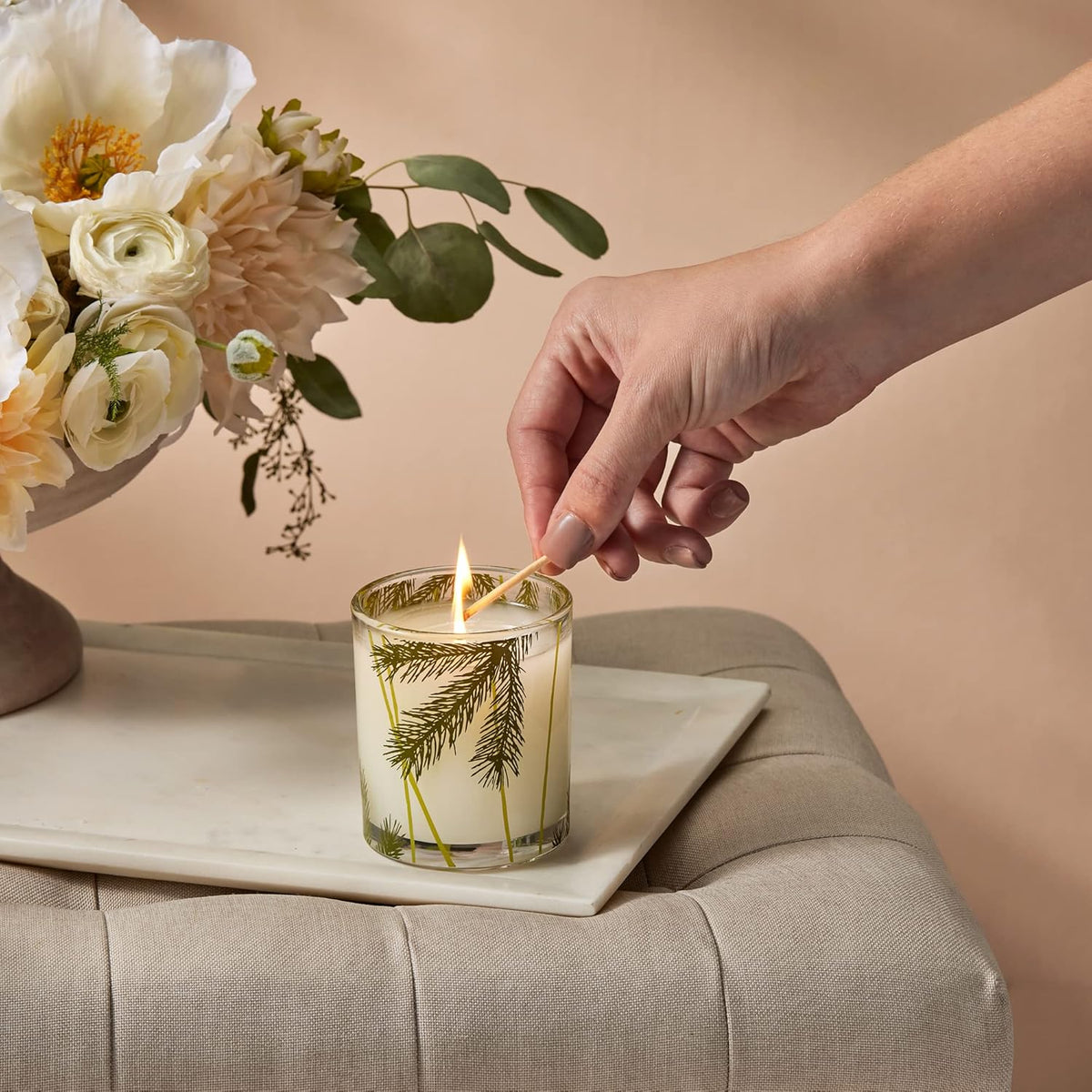 Thymes Frasier Fir Pine Needle Candle – Holiday Candles for Home Scented with Notes of Crisp Siberian Fir, Cedarwood & Sandalwood – Decor – Gifts for Women & Men (6.5 oz)