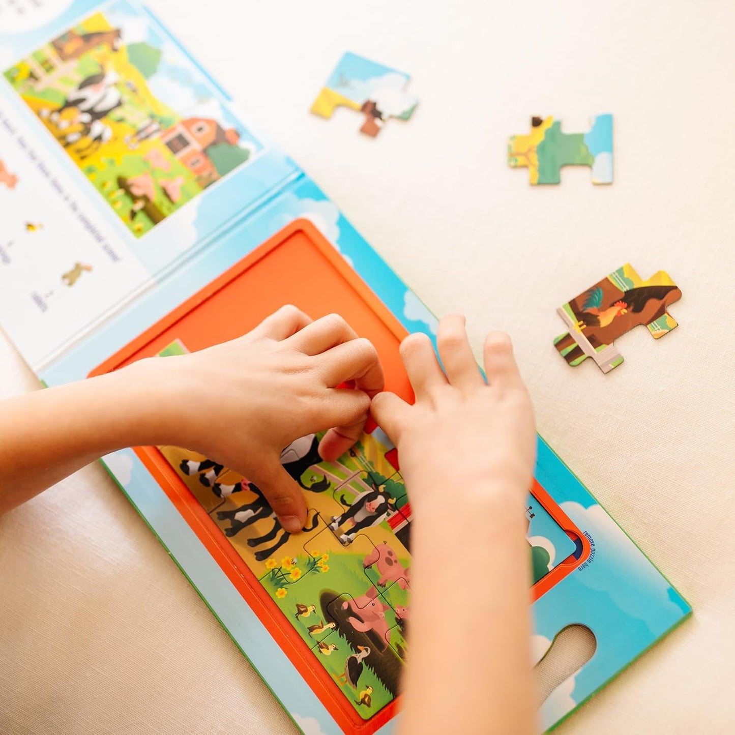 Melissa & Doug Take-Along Magnetic Jigsaw Puzzle Set – On the Farm (2 x 15 Piece) Travel Activity Toy for Preschoolers and Kids Ages 3+ - FSC Certified